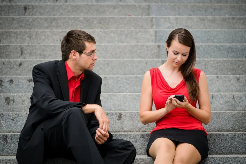 5 signs you need a digital detox to improve your relationship